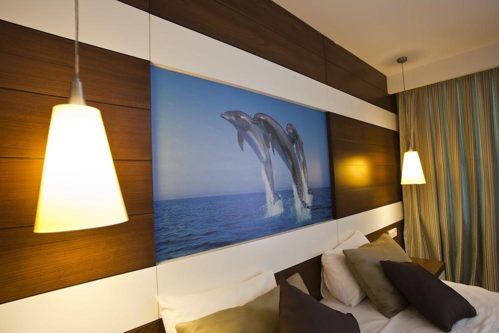 Holiday City Hotel (Adults Only) سيدي المظهر الخارجي الصورة