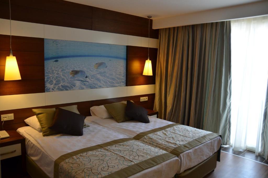 Holiday City Hotel (Adults Only) سيدي المظهر الخارجي الصورة