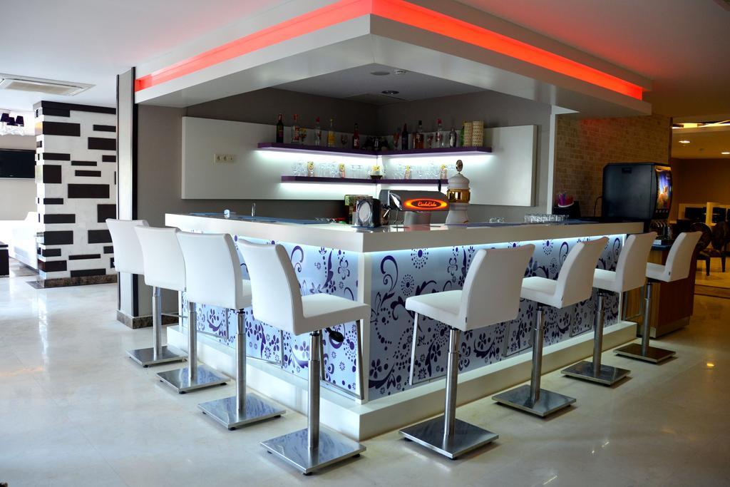 Holiday City Hotel (Adults Only) سيدي المظهر الخارجي الصورة