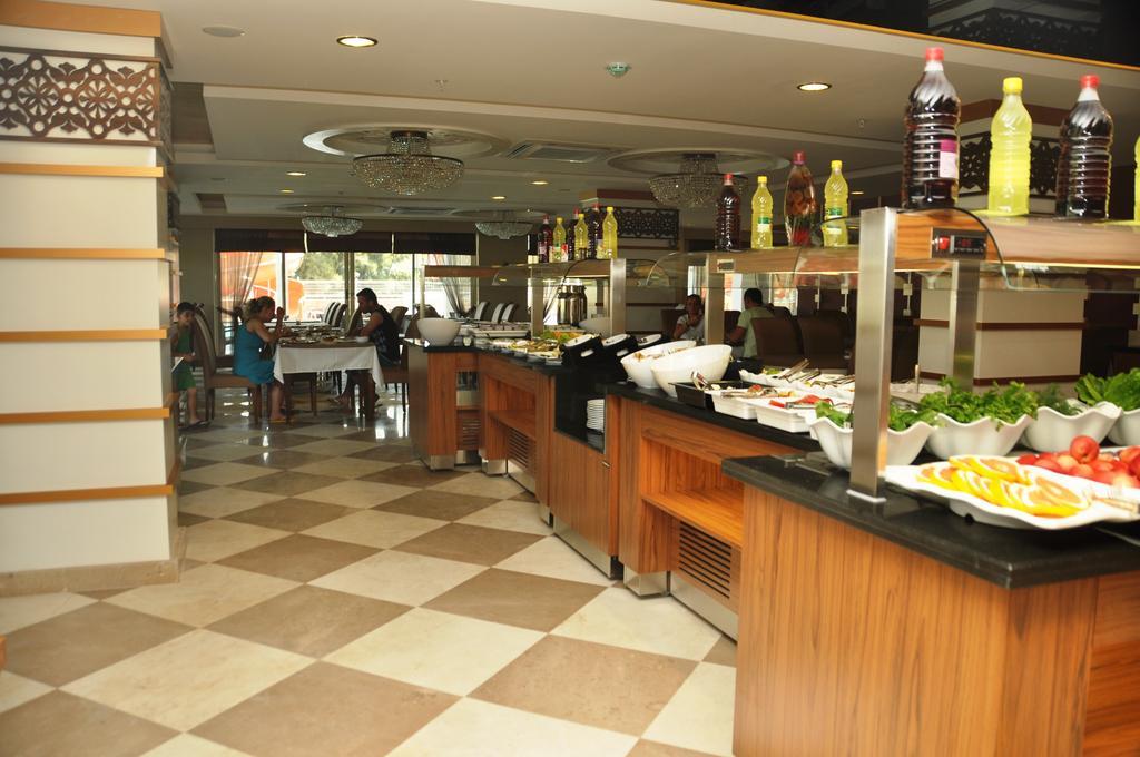 Holiday City Hotel (Adults Only) سيدي المظهر الخارجي الصورة