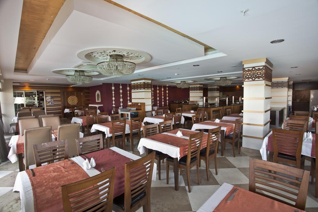 Holiday City Hotel (Adults Only) سيدي المظهر الخارجي الصورة