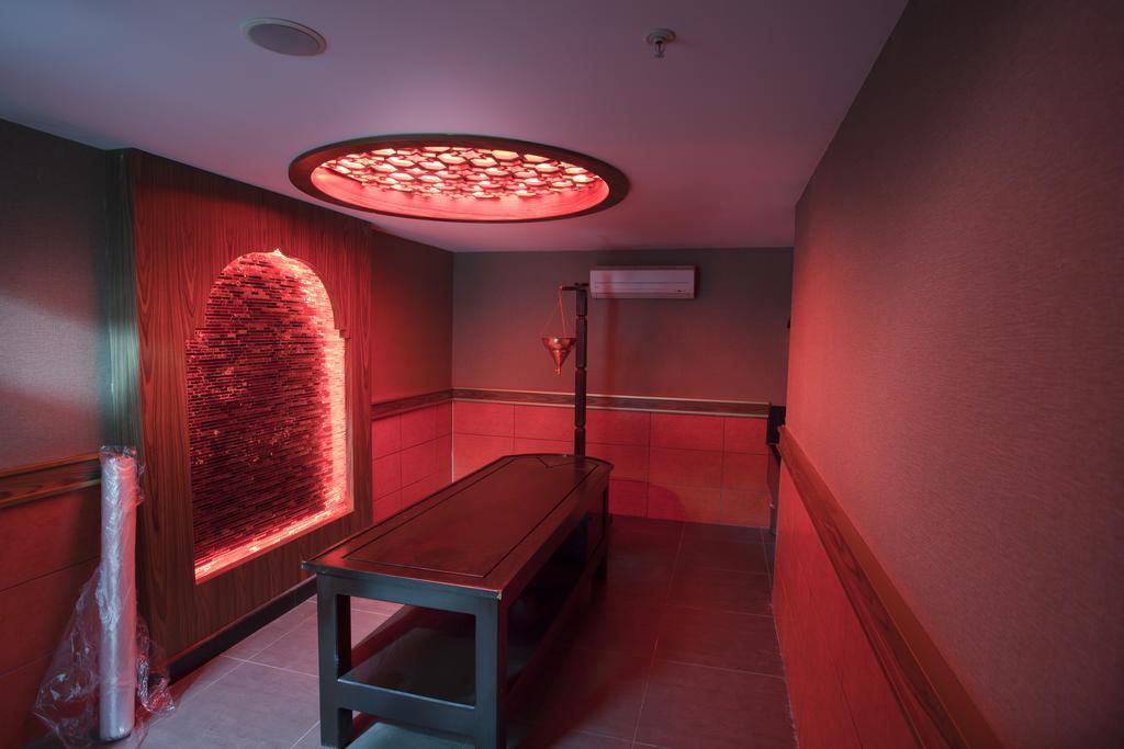 Holiday City Hotel (Adults Only) سيدي المظهر الخارجي الصورة