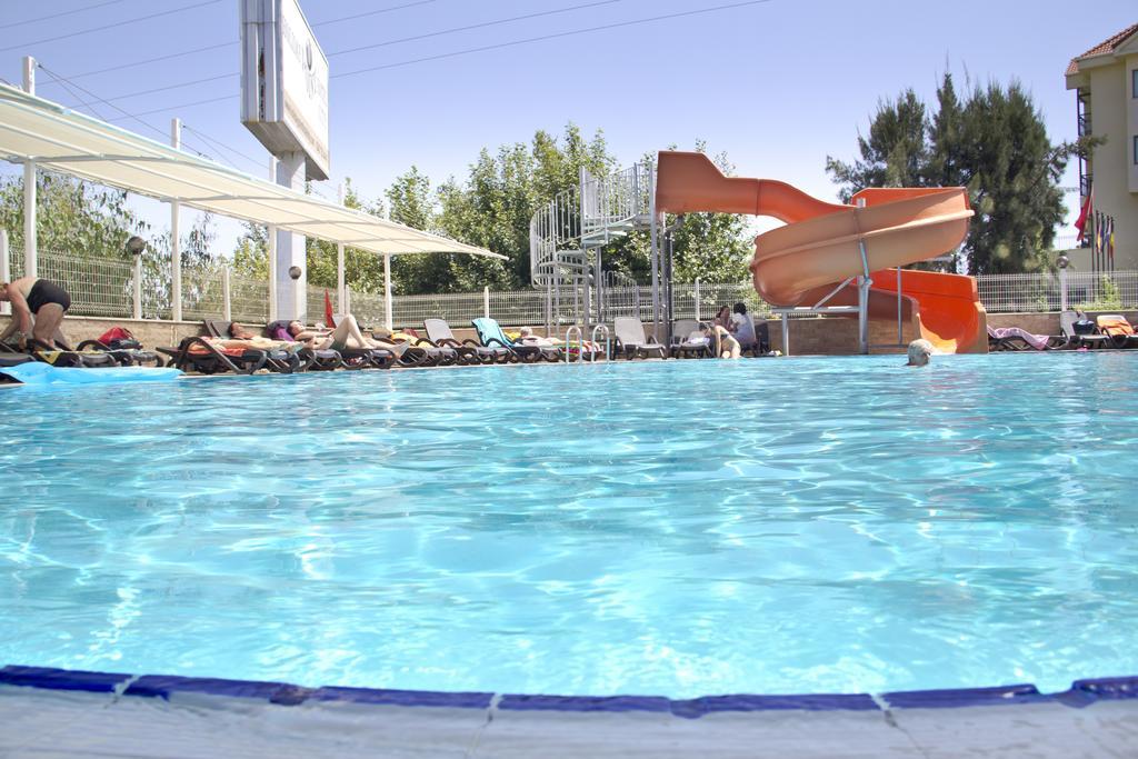 Holiday City Hotel (Adults Only) سيدي المظهر الخارجي الصورة