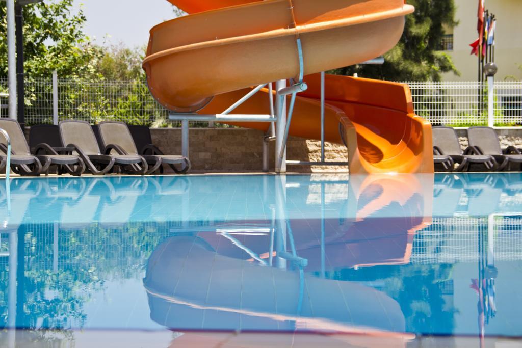 Holiday City Hotel (Adults Only) سيدي المظهر الخارجي الصورة