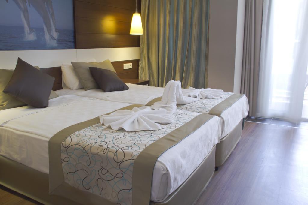 Holiday City Hotel (Adults Only) سيدي المظهر الخارجي الصورة